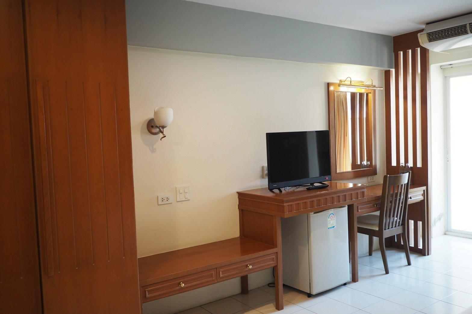 Phromsuk Hotel Ayutthaya 32/34
