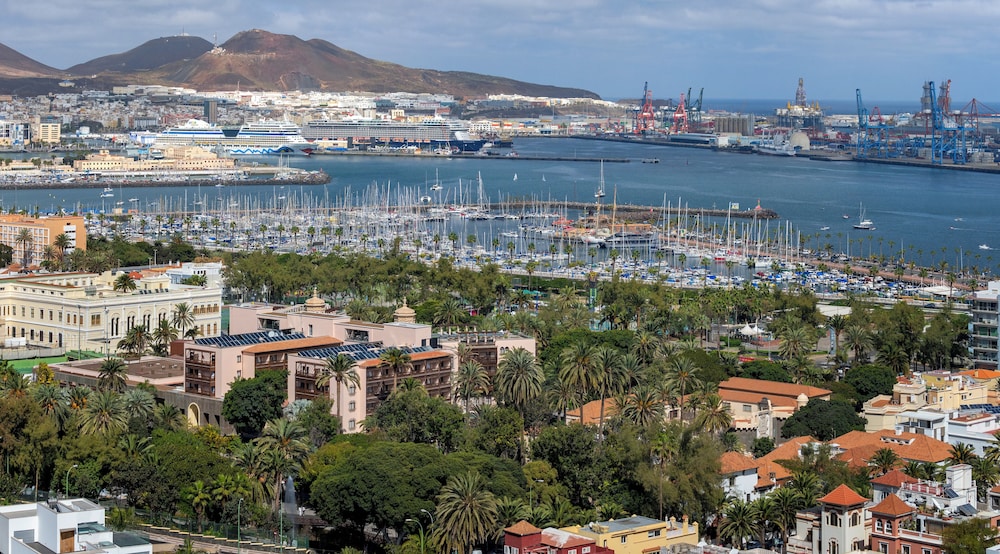 Santa Catalina, a Royal Hideaway Hotel 68/73