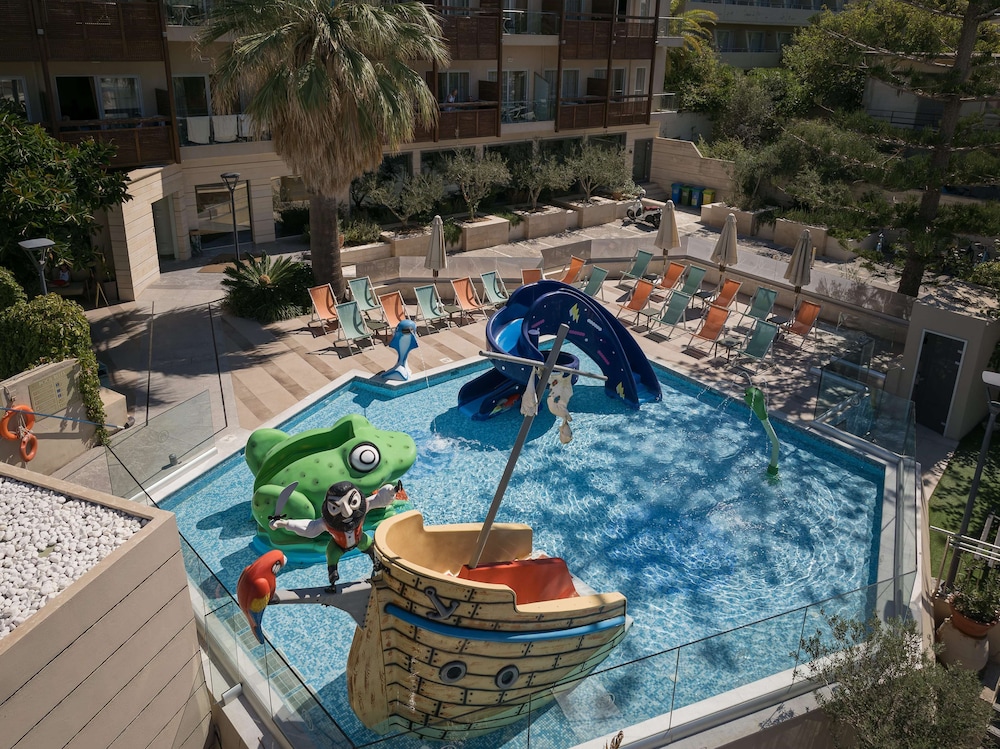 Minos Hotel 42/50