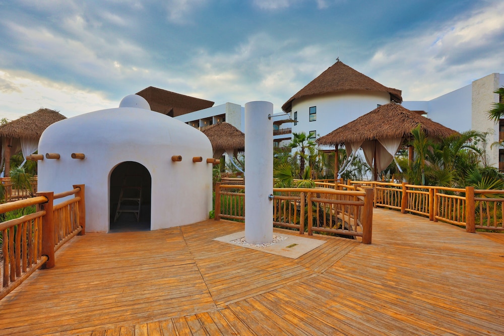 Hotel Mundo Maya Nuevo Uxmal 42/50