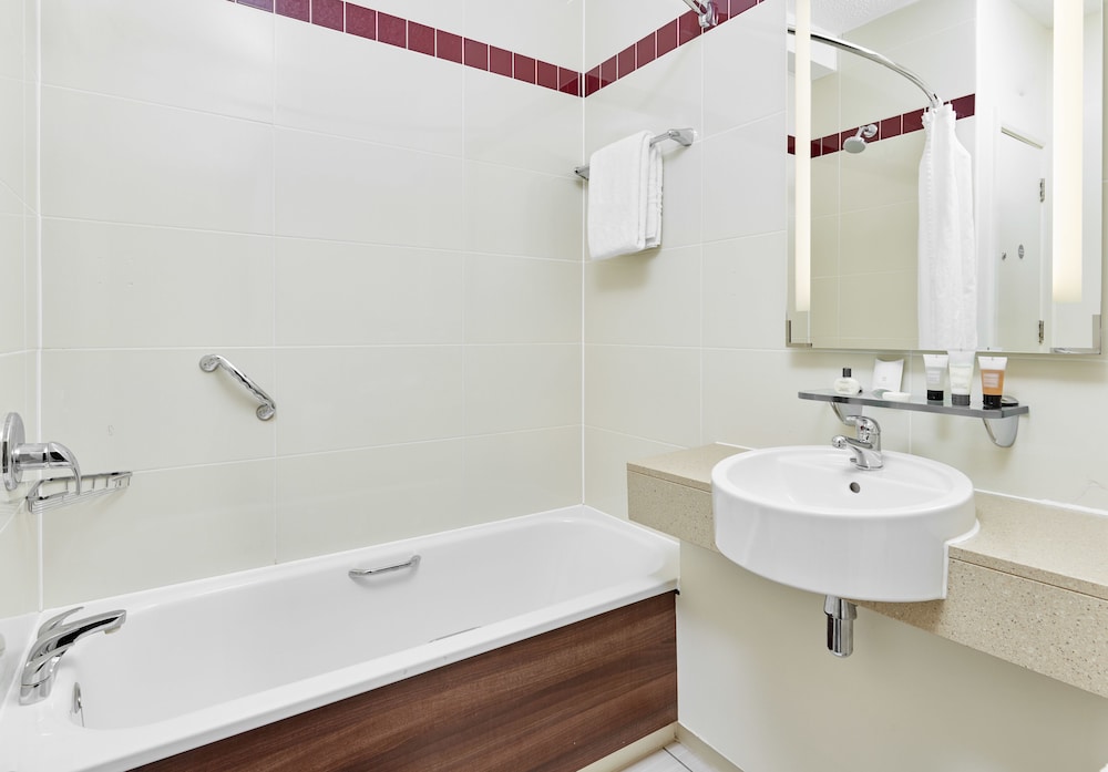 Leonardo Hotel Swindon 19/44
