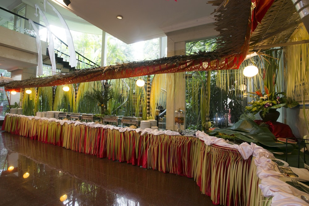 Parigata Resort Spa 10/71