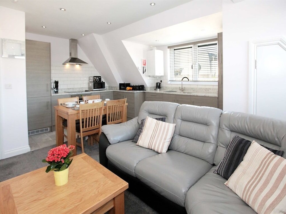 Austen's Luxury Apartments 28/50