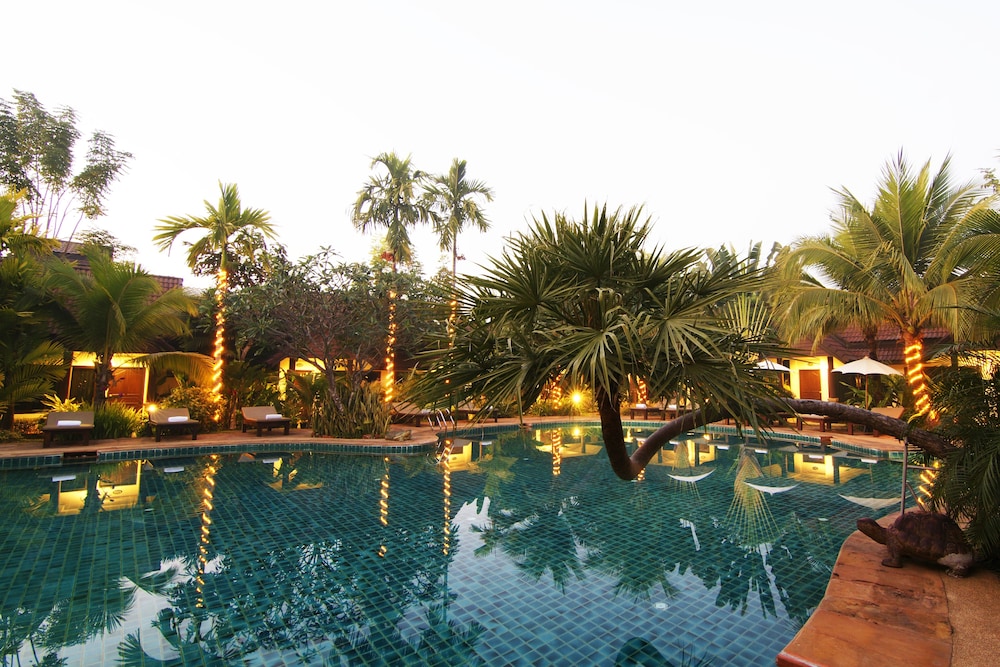 Laluna Resort 45/50