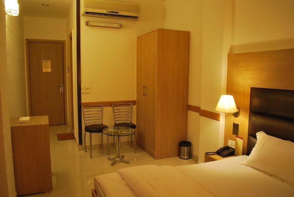 Hotel Arina Inn 29/32