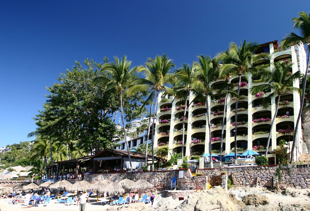 Lindo Mar Resort 5/50