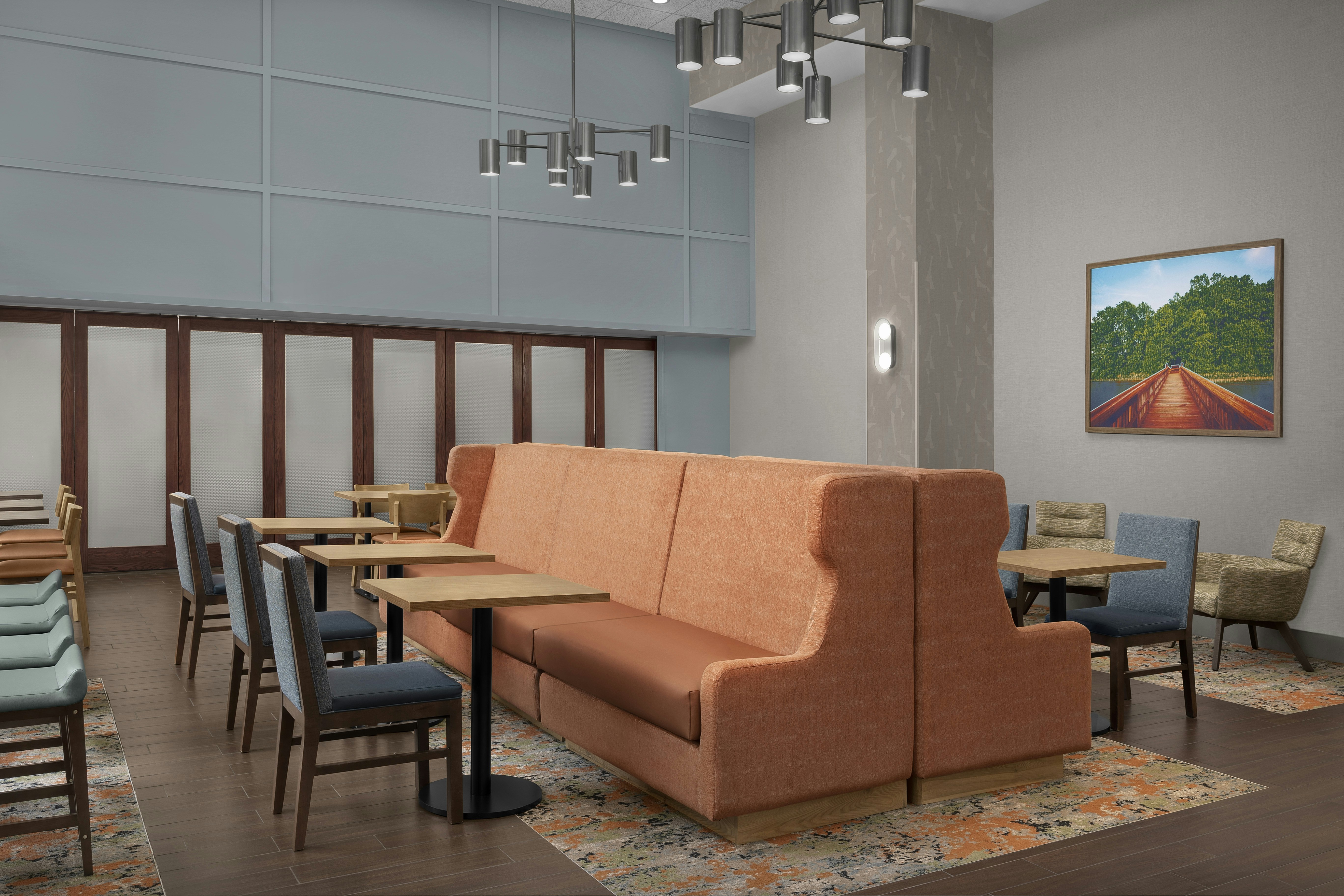 Hampton Inn & Suites Huntersville 26/37