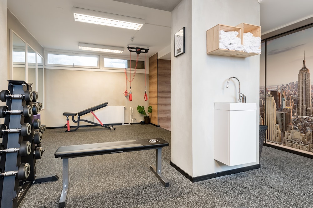 Quality Hotel Klubben 45/83