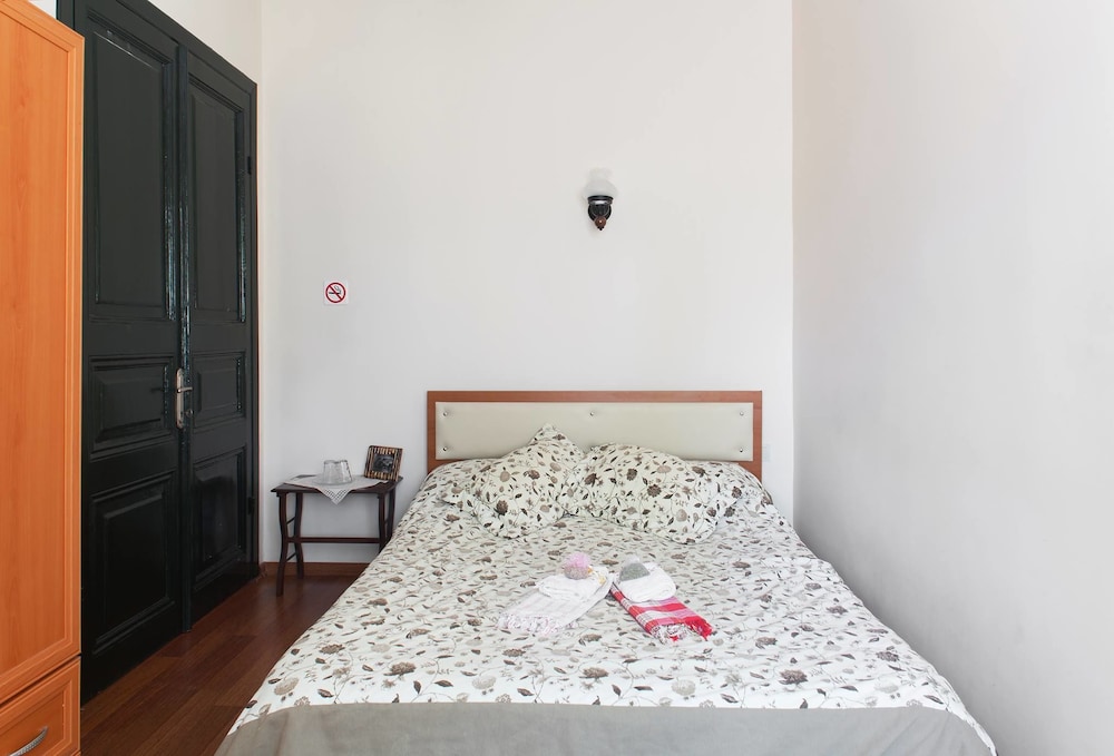 Orhan Kutbay'in Evi Turyolu Cafe Pansiyon 8/50