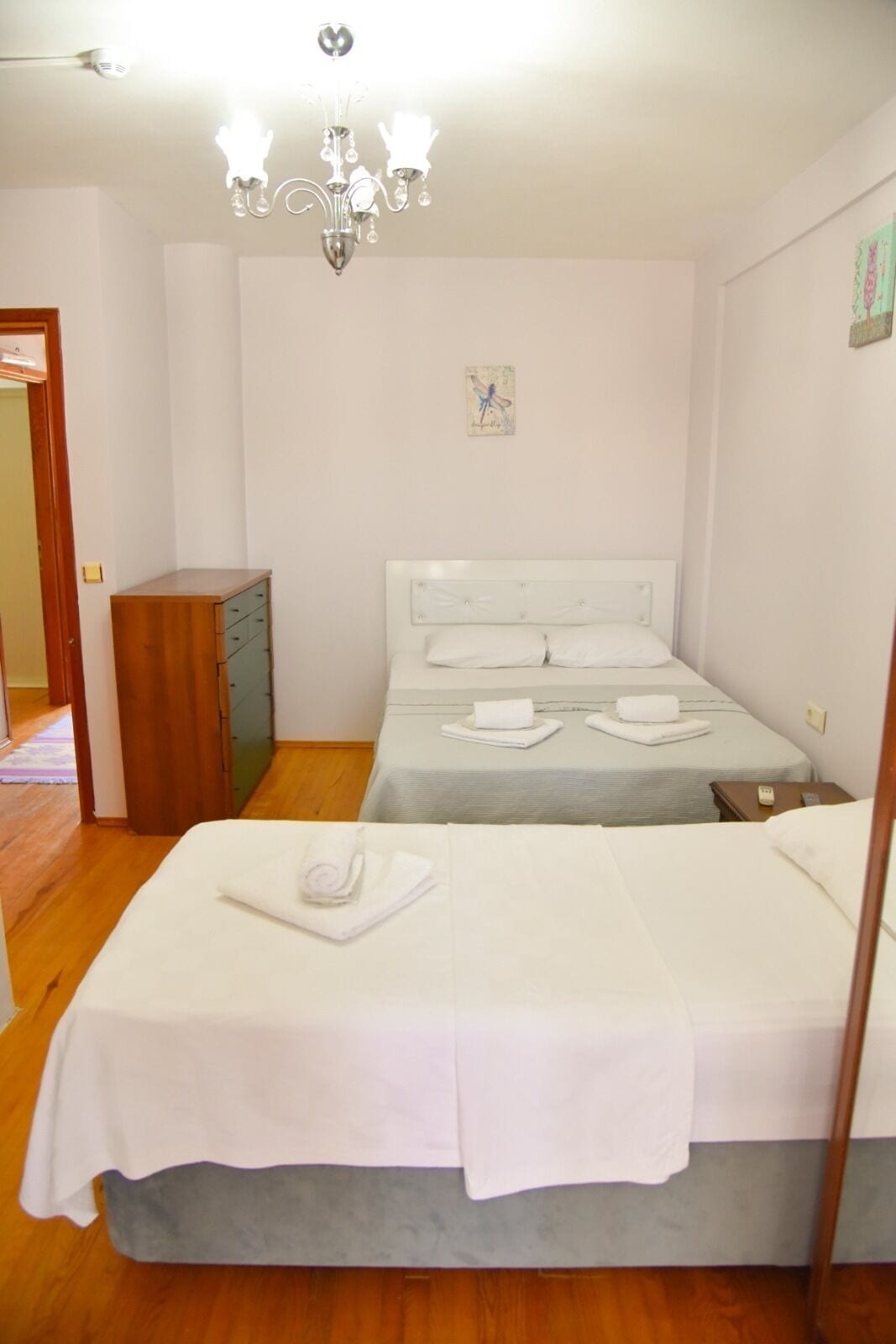 2 BEDROOMS, QUADRUPLE