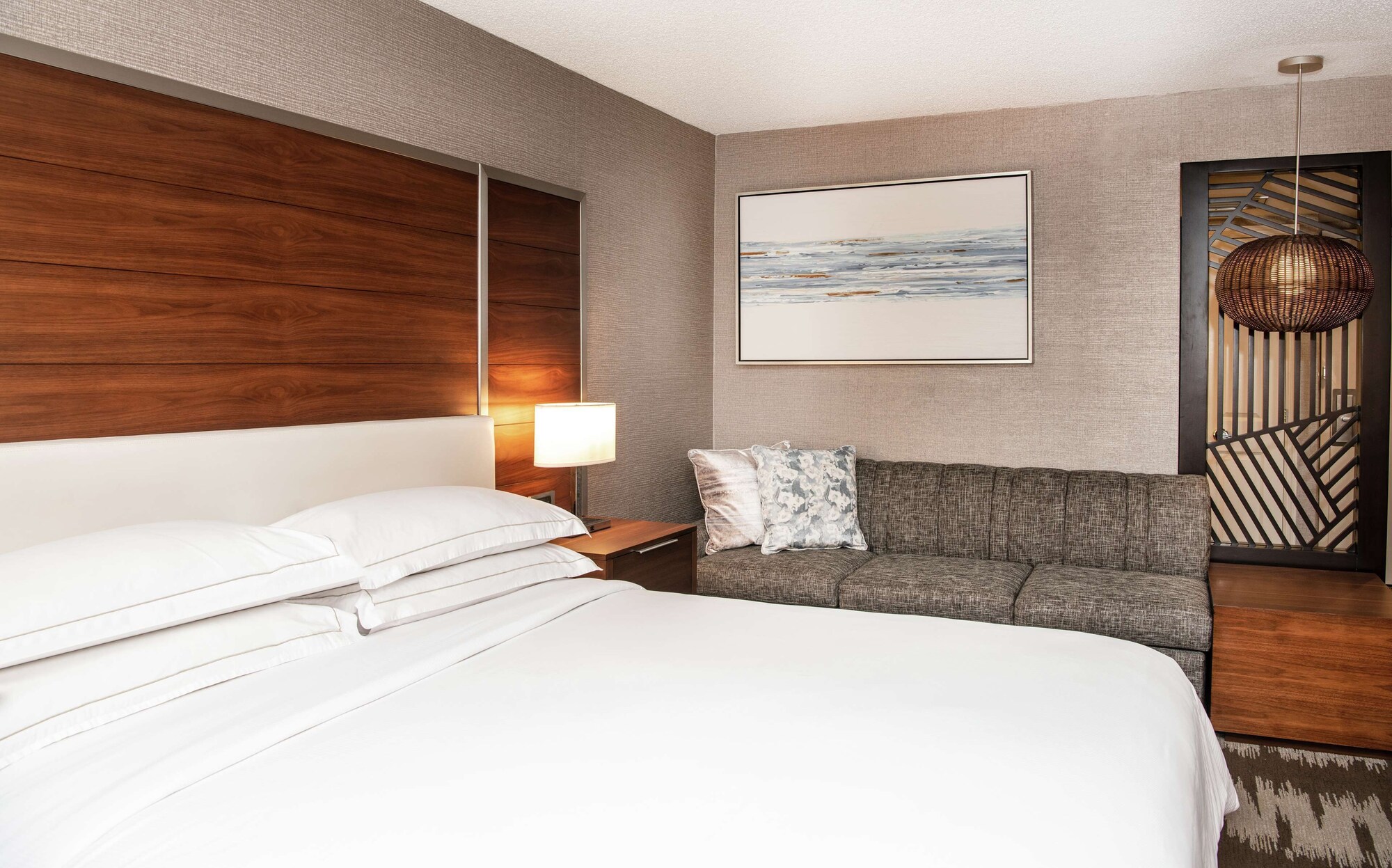 Suite, King Bed, Allergy Friendly