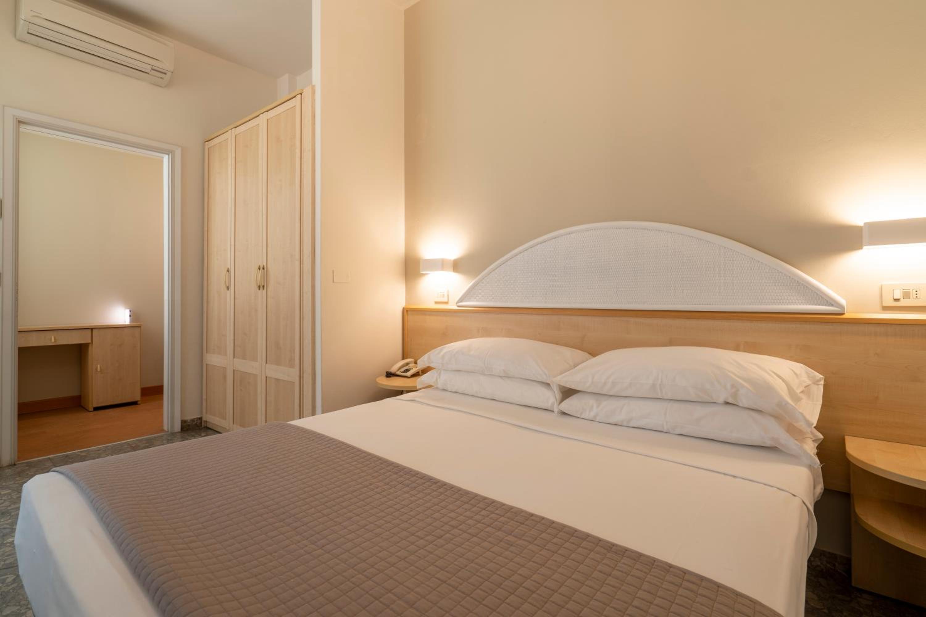 Hotel Constellation 16/50