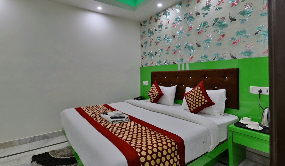 Hotel Noida International 23/50