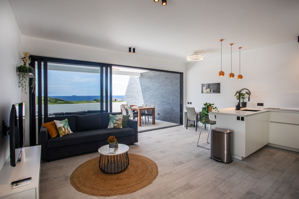 The Reef at Blue Bay Golf & Beach Resort 16/50