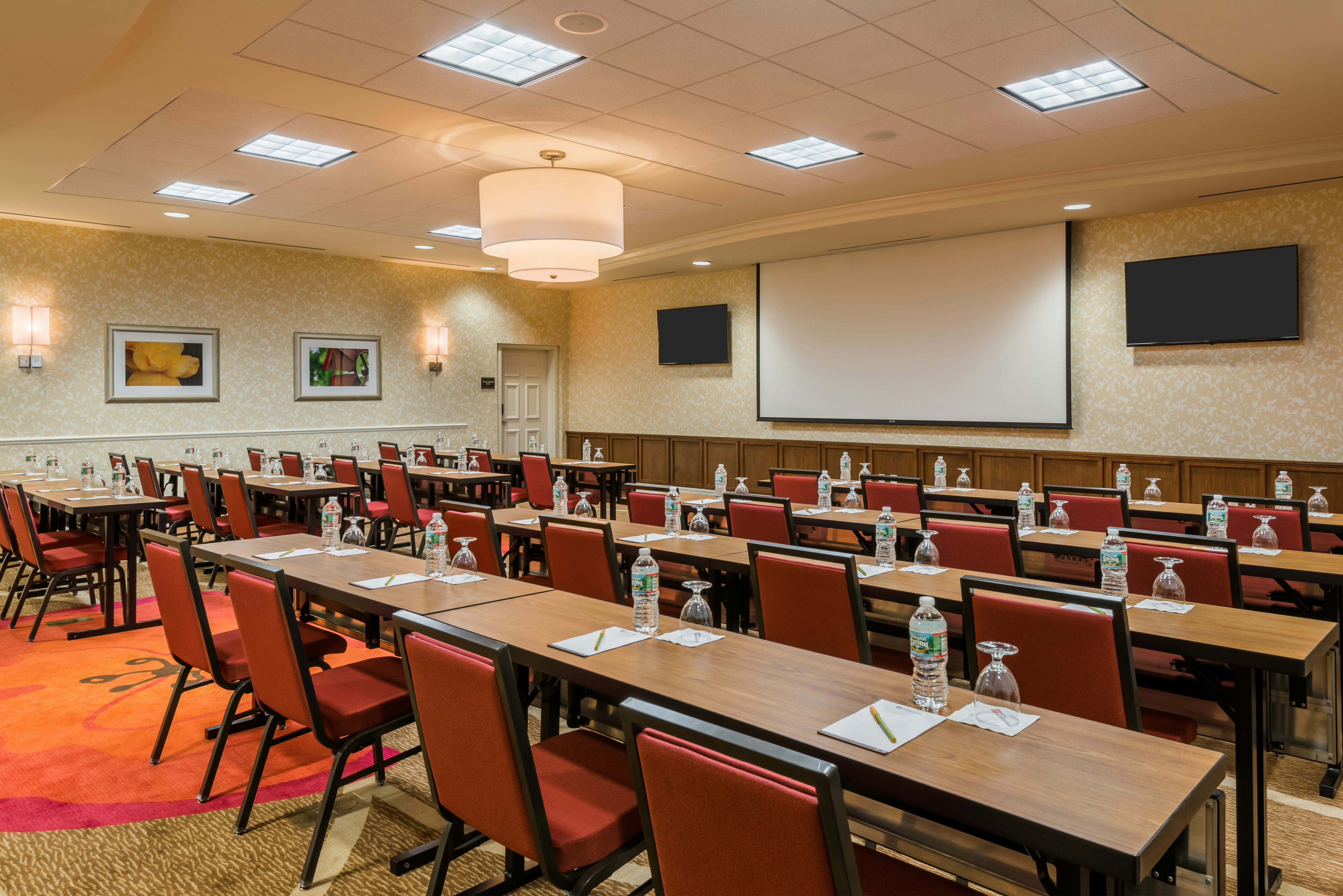 Hilton Garden Inn Wayne 30/36