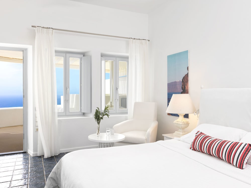 Lilium Hotel Santorini 7/51