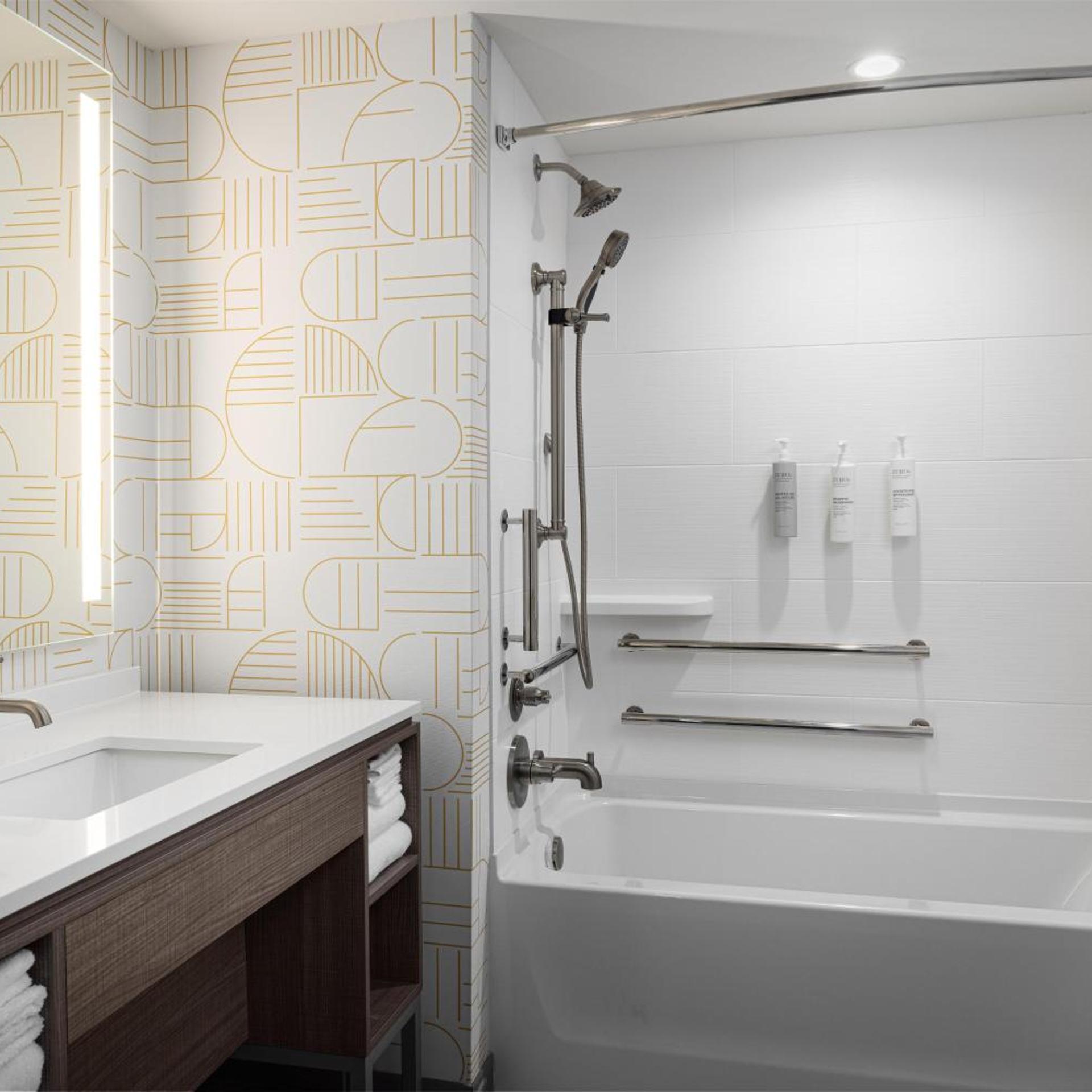 Home2 Suites by Hilton Dickson 47/49