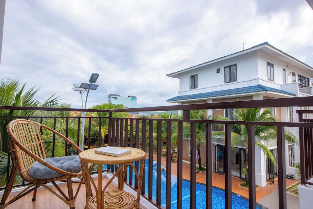 Hung Vuong Resort 6/50