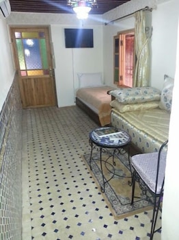 RIAD TARYANA 44/53