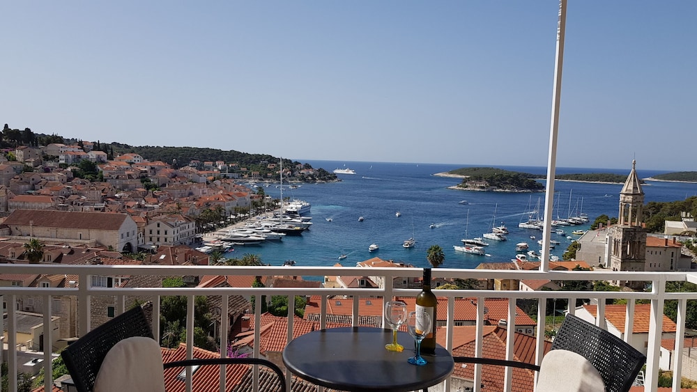 Bocin Rosso Apartments 45/50