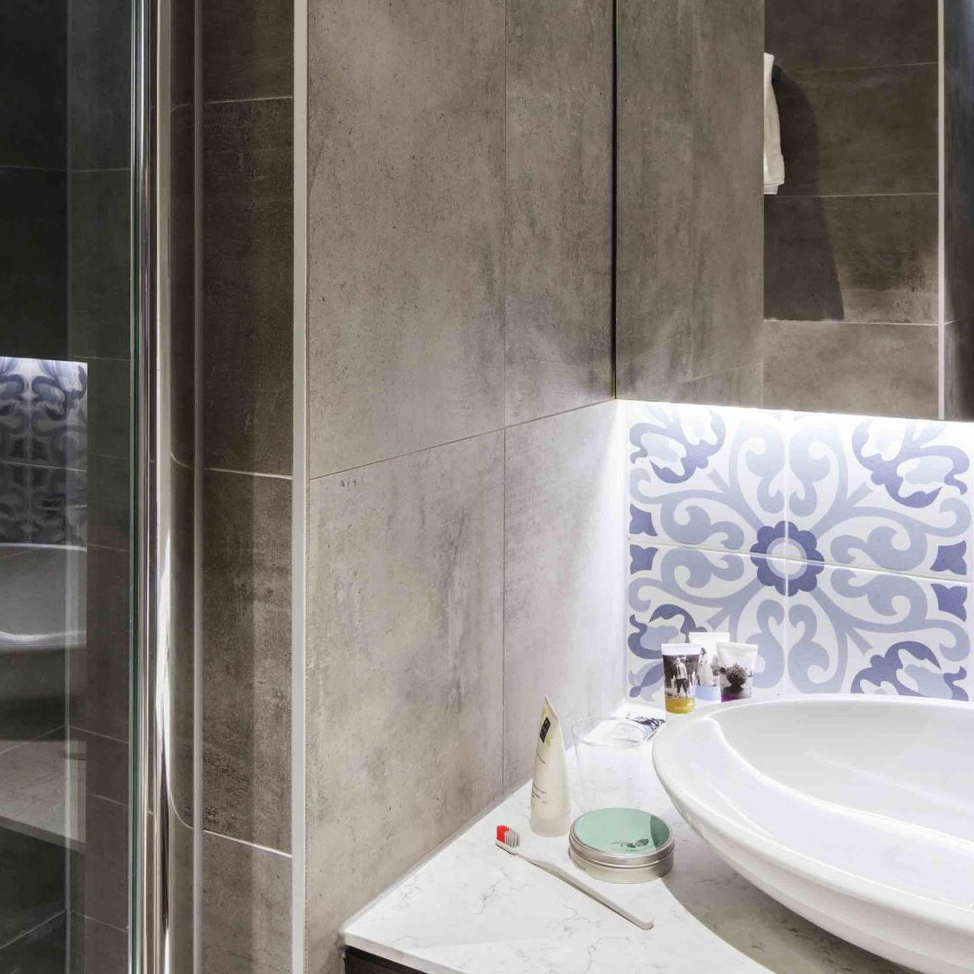 غرفة بريفيليج بسرير فردي مع أريكة، Mercure Amsterdam City Hotel 6/7