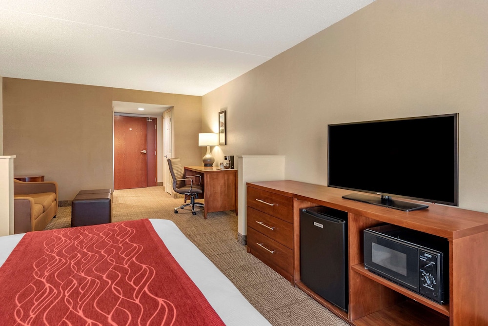 Comfort Inn & Suites Morehead 11/28