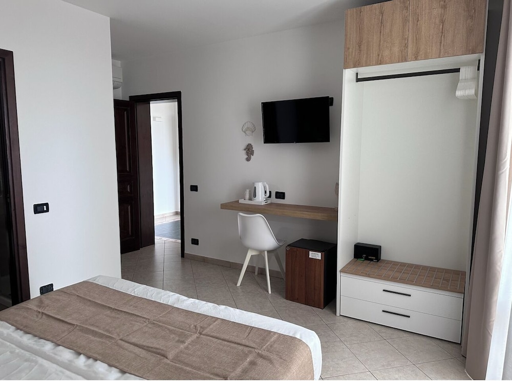 Hotel Baia Di Venere 33/50