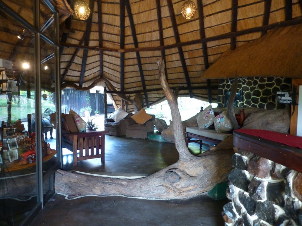 Elephant Valley Lodge 24/50