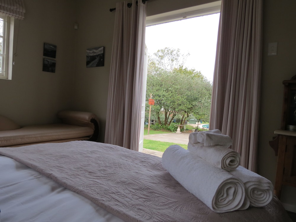 AppleBee Guest Cottages 19/50