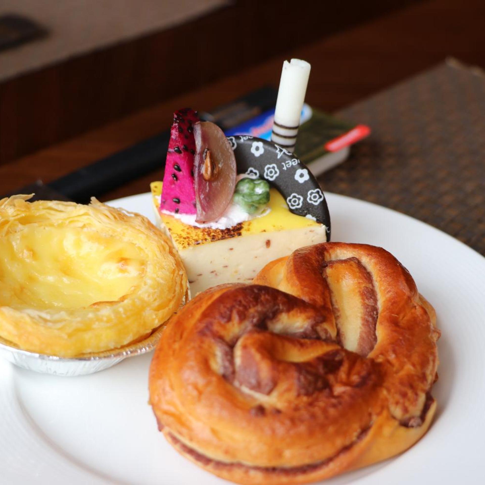 Binhai Jinling International Hotel 42/62