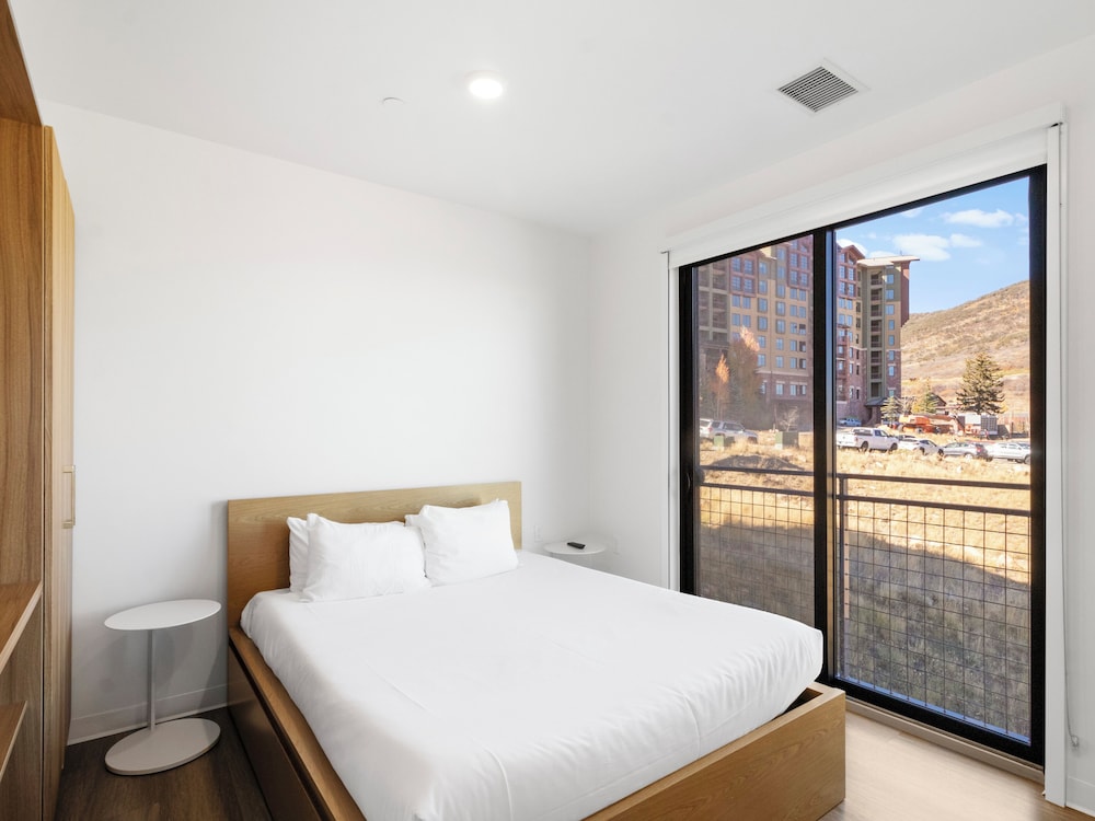 Yotelpad Park City 48/83