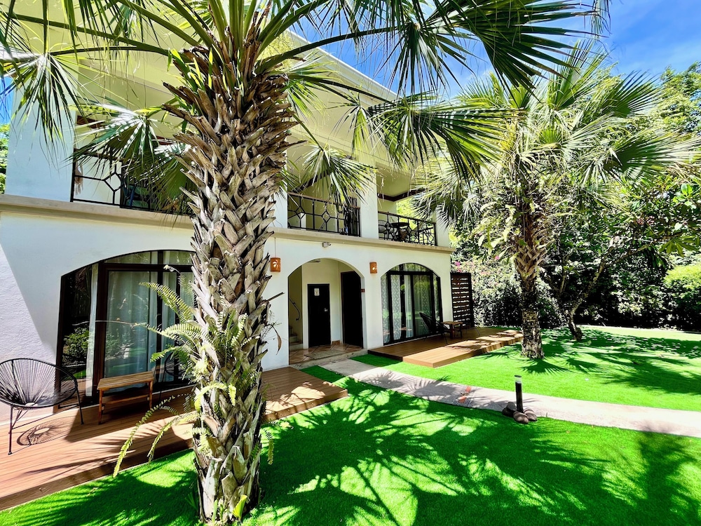 Hotel Cantarana 42/50