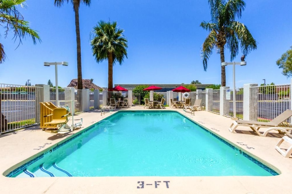 Motel6 Tempe, AZ – Phoenix Airport – Priest Dr 40/43