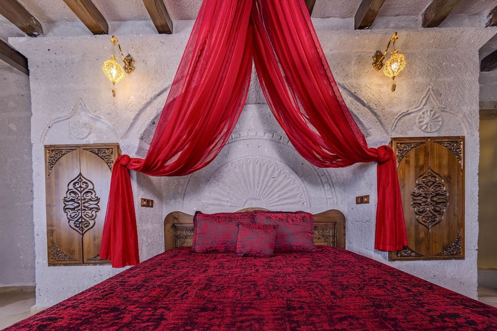 STONE, PANORAMIC, KING BED