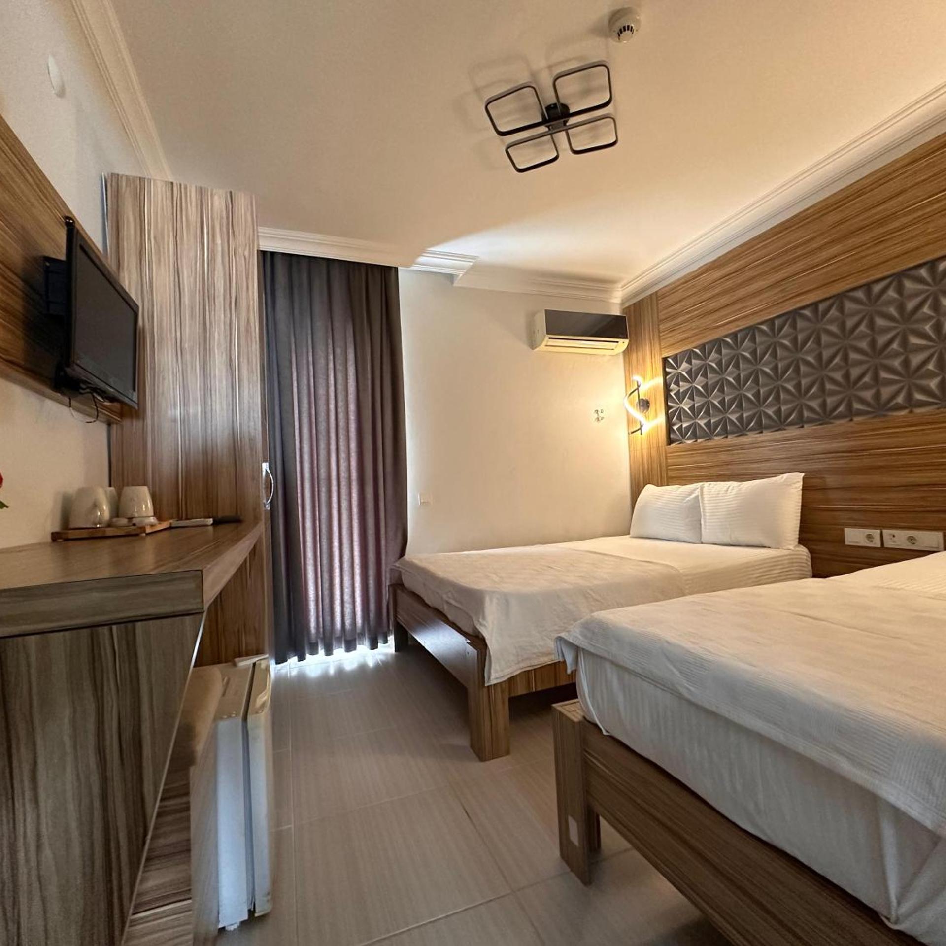 Royal Ezel Hotel 11/50