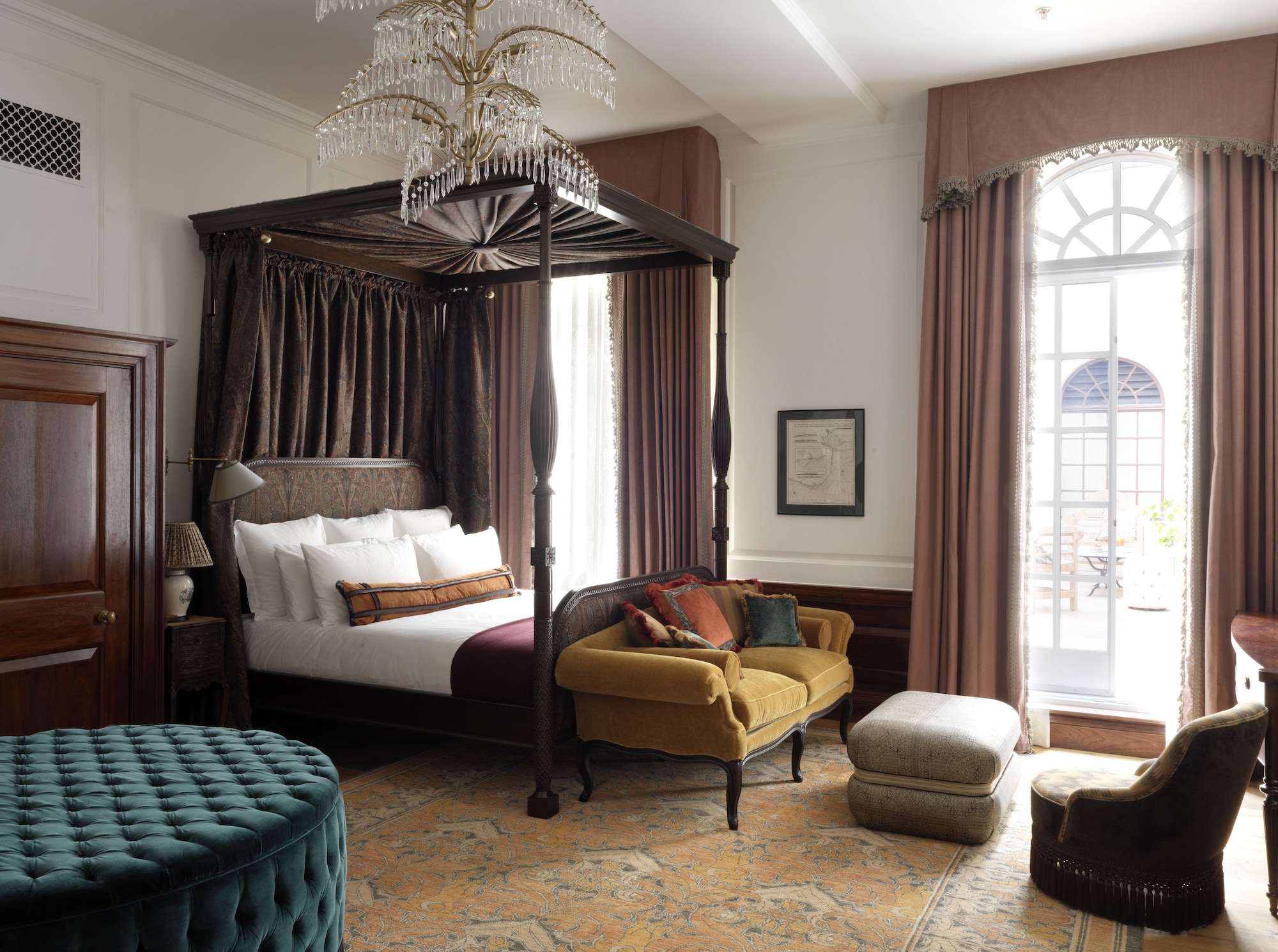 SUITE, TERRACE