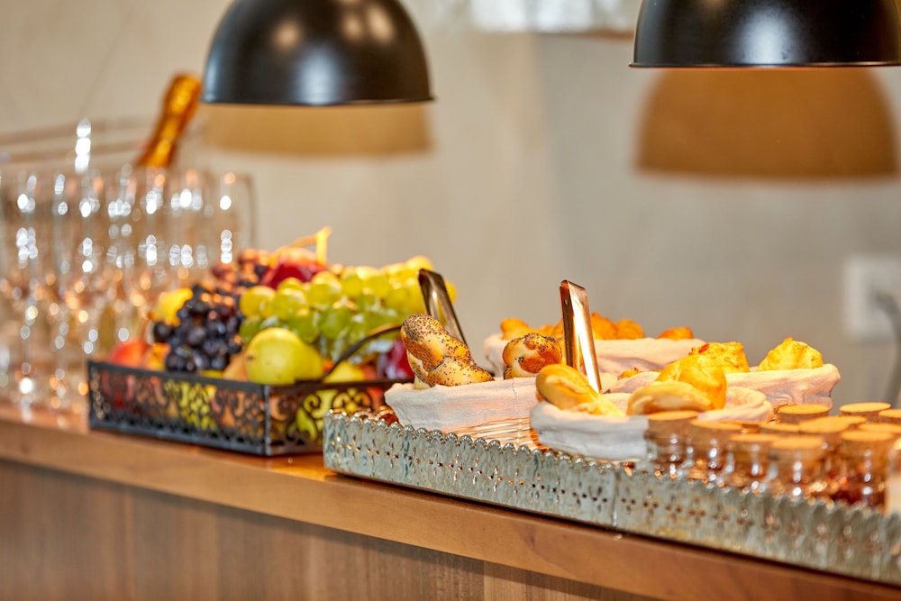 Boutique Hotel Dobrna 24/55
