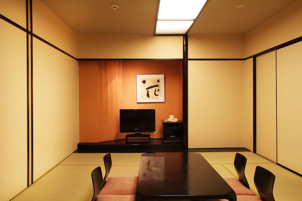 AoAwo Naruto Resort (ex. Renaissance Naruto Resort) 38/50