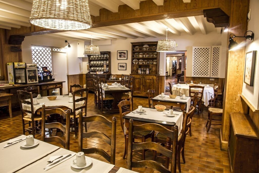 Hotel Mir 19/50