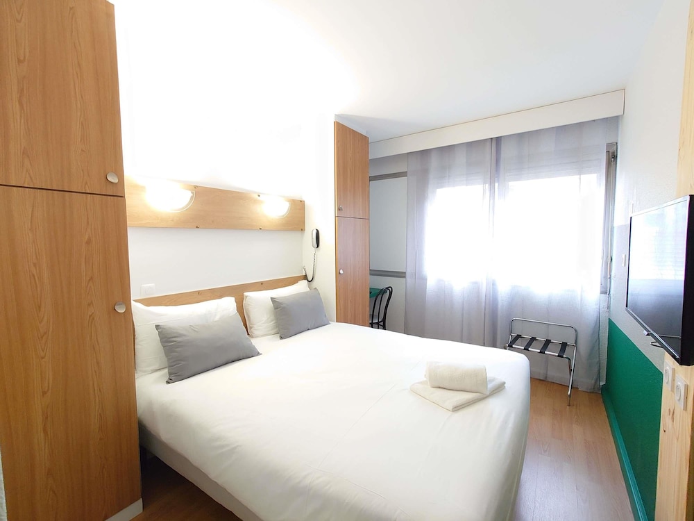 greet hotel Grenoble Centre Gare 28/60