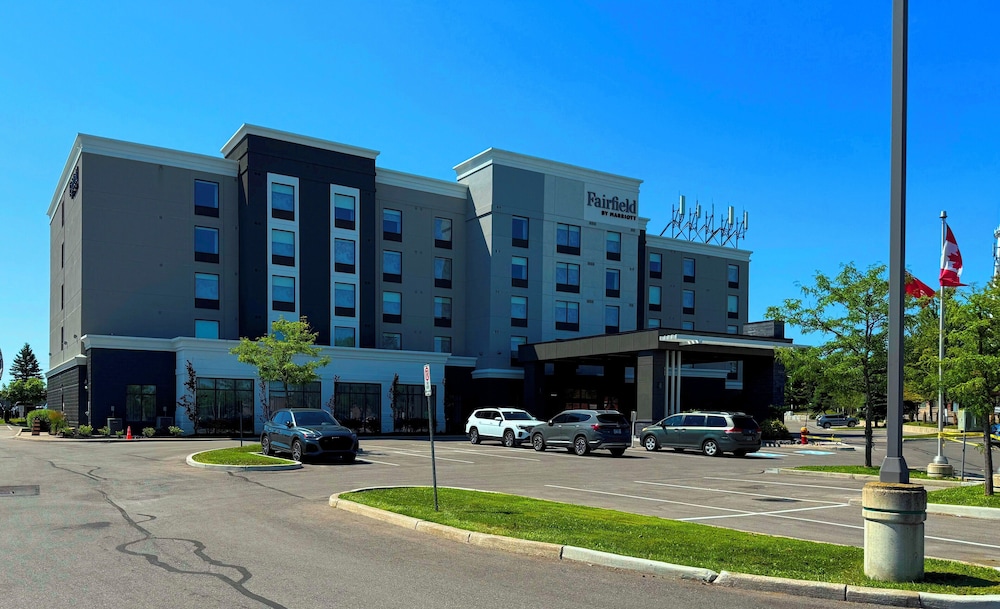 Newmarket Hotel And Suites 63/66