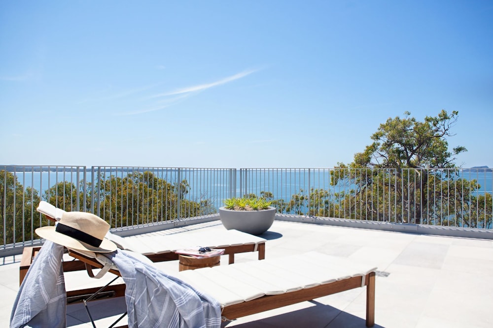 Bannisters Port Stephens 45/72