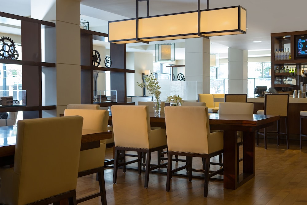 PEORIA MARRIOTT PERE MARQUETTE 43/50