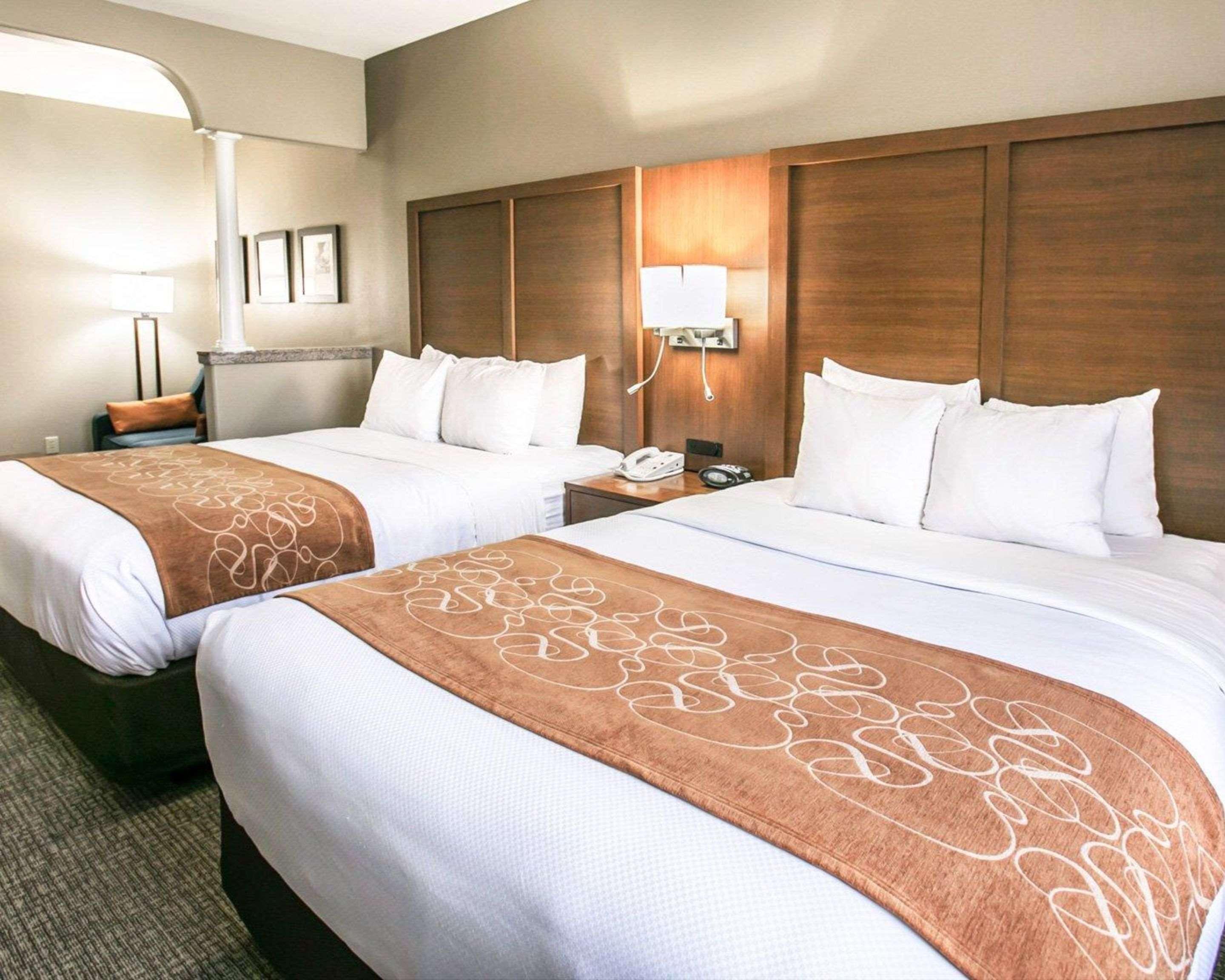 SUITE, 2 QUEEN BEDS, ACCESSIBLE