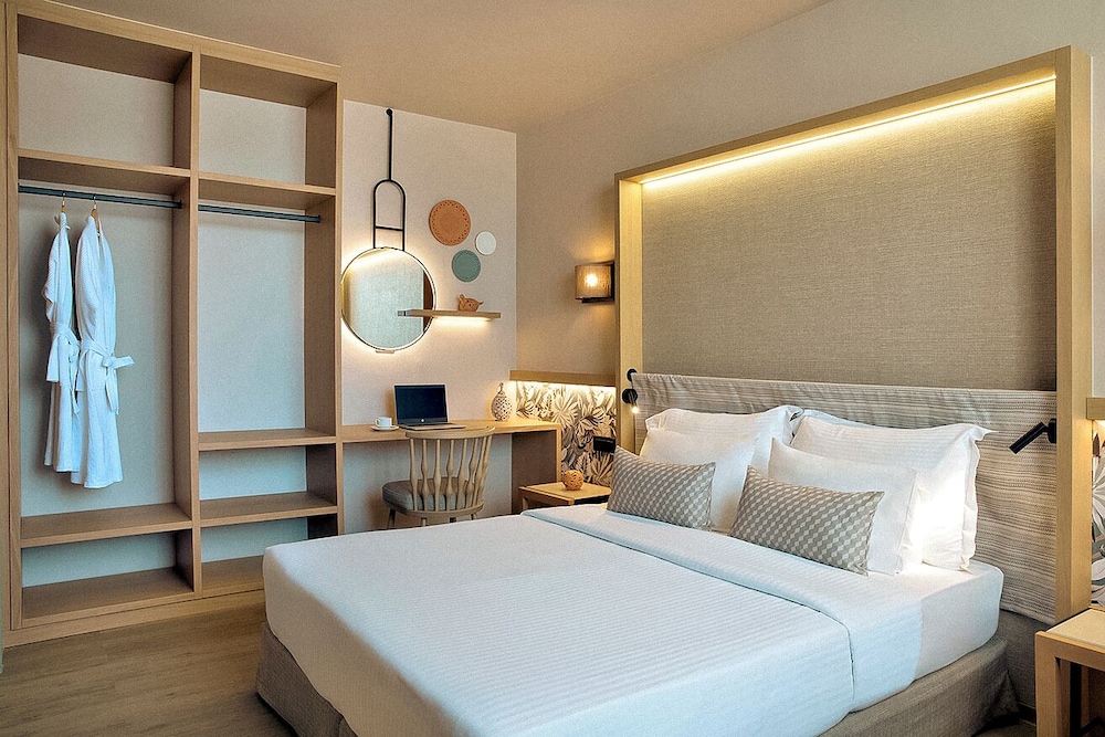 Maisonette, 2 King Beds, Private Pool