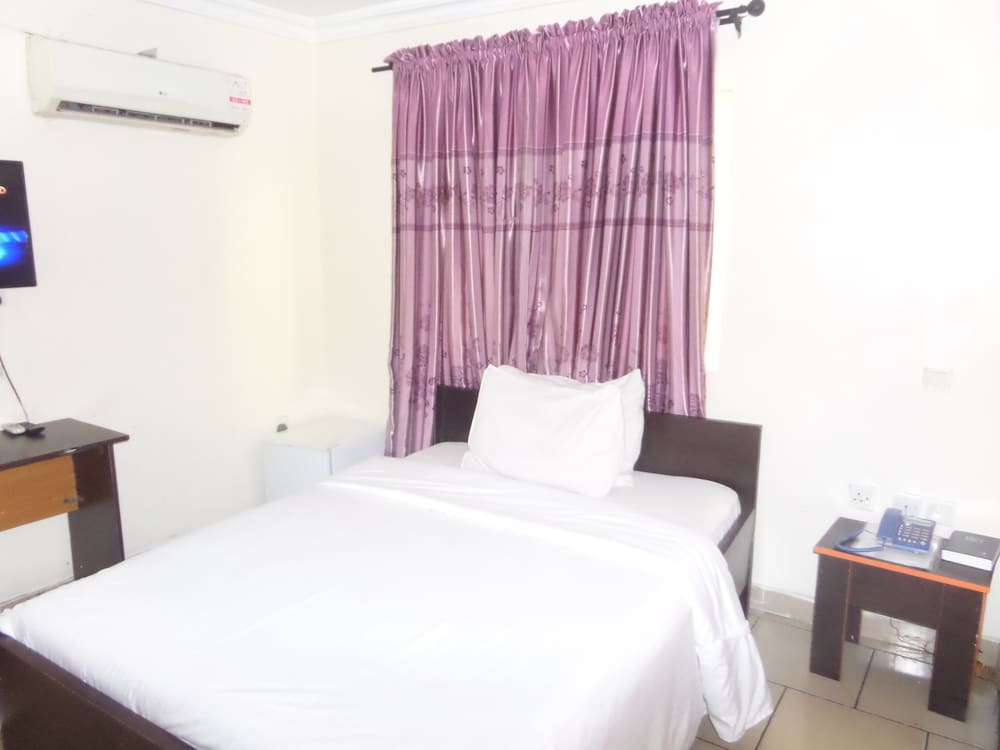 Bavidi Hotel 21/68