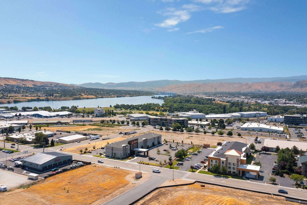 La Quinta Inn & Suites by Wyndham Wenatchee 30/34