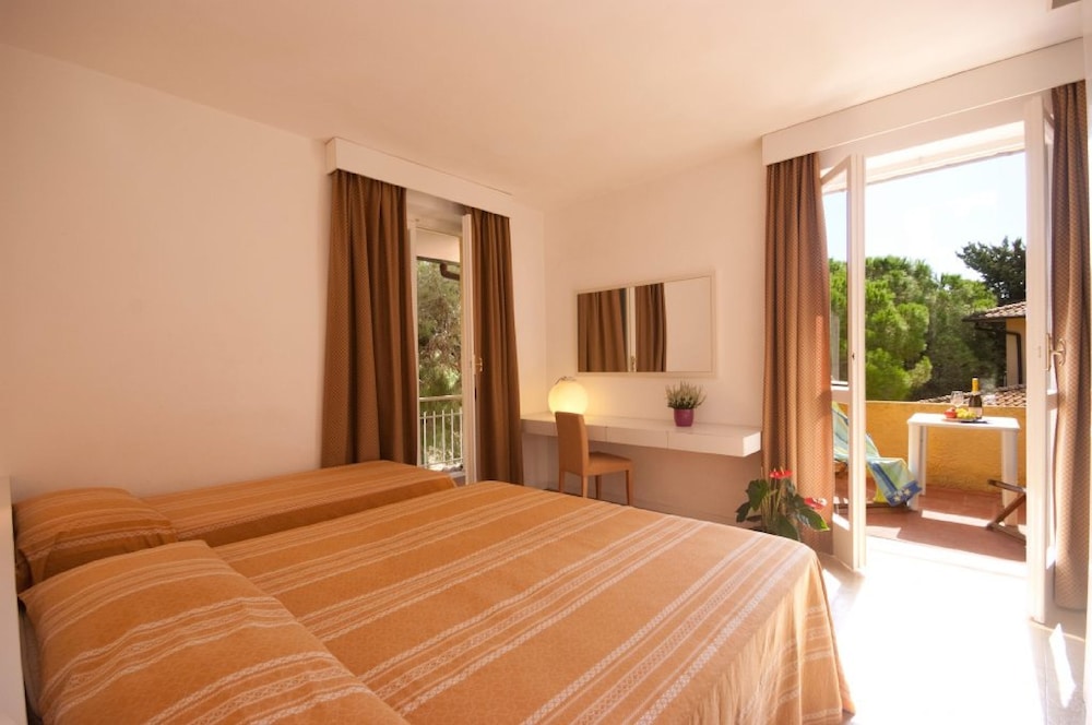 Residence Golfo Della Lacona 11/62