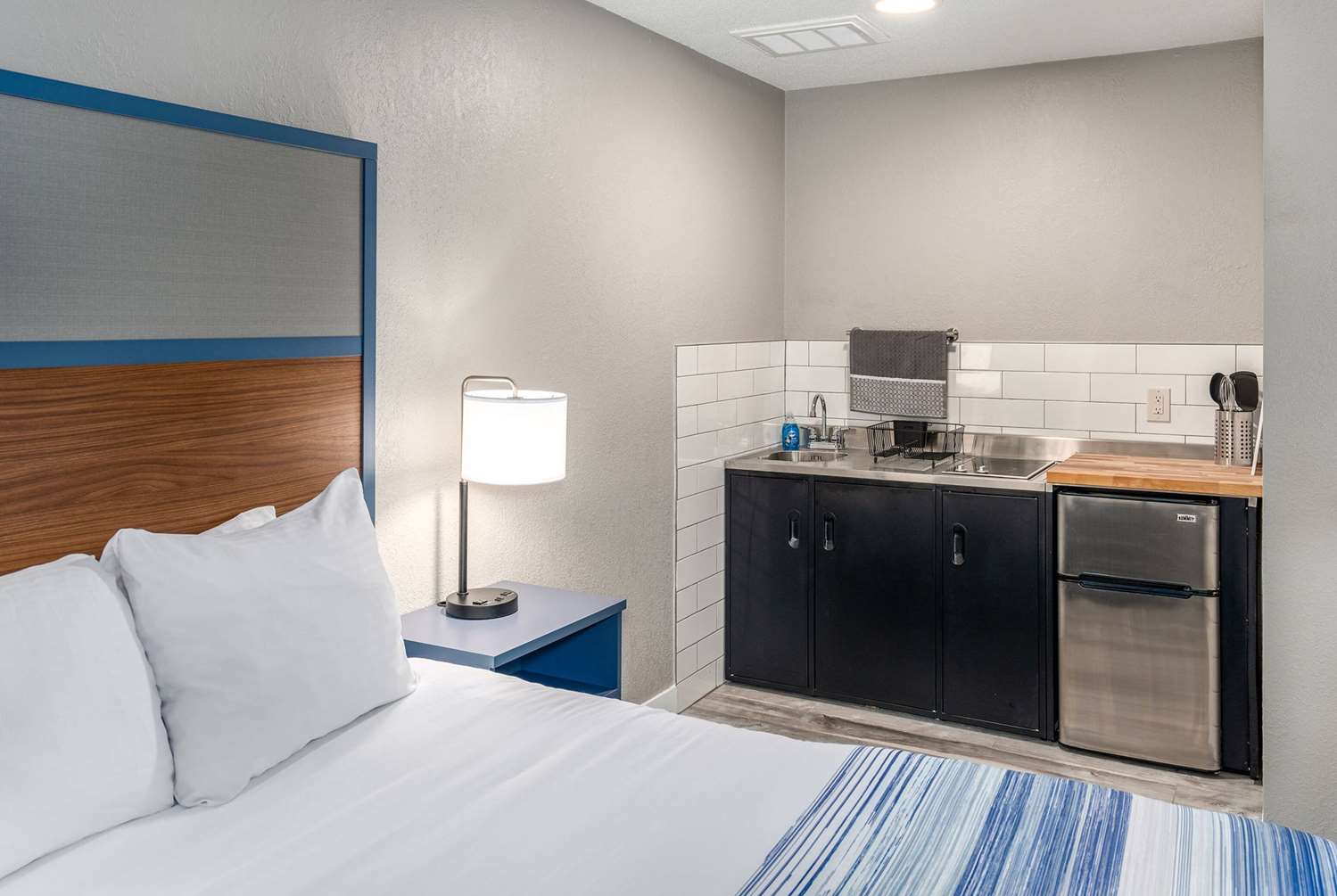 AmericInn by Wyndham New Richmond 14/40