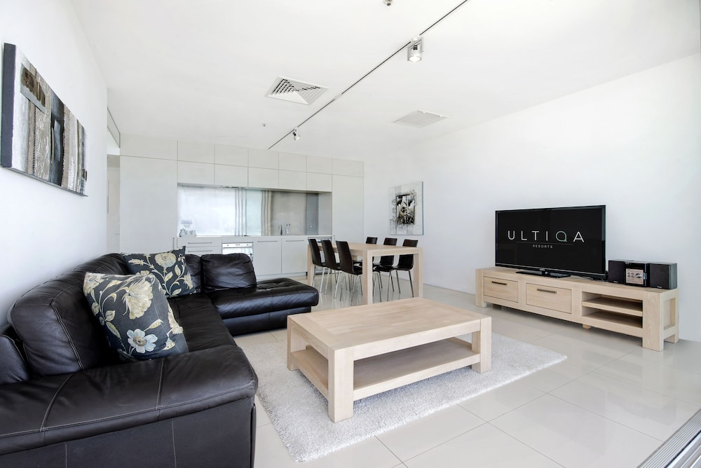 ULTIQA Air on Broadbeach 50/71